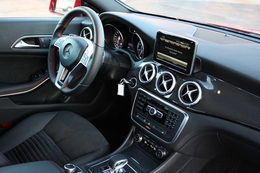  Mercedes-Benz CLA45 AMG 2014 года  (фото 85 из 110)